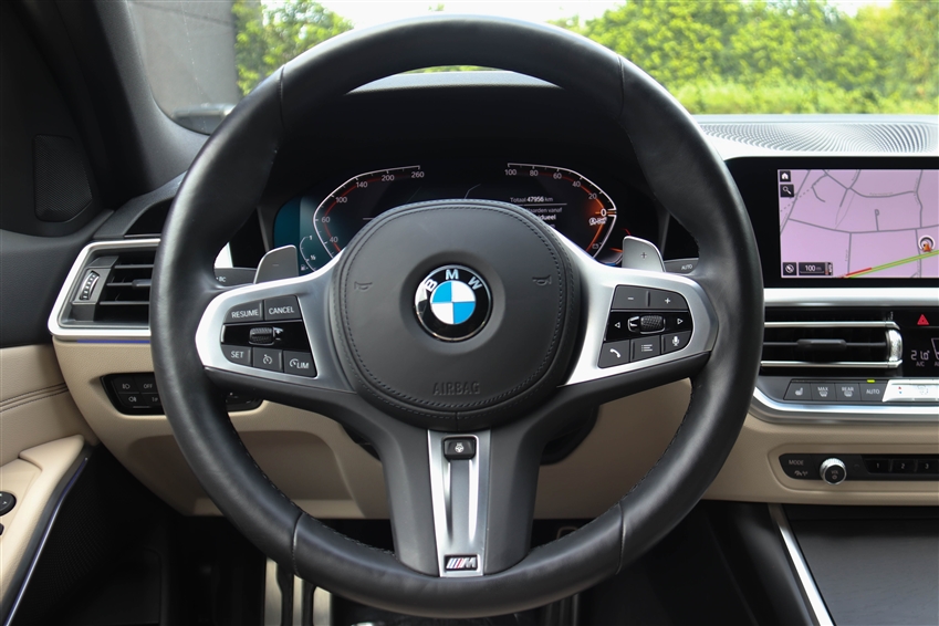 BMW 330i xDrive